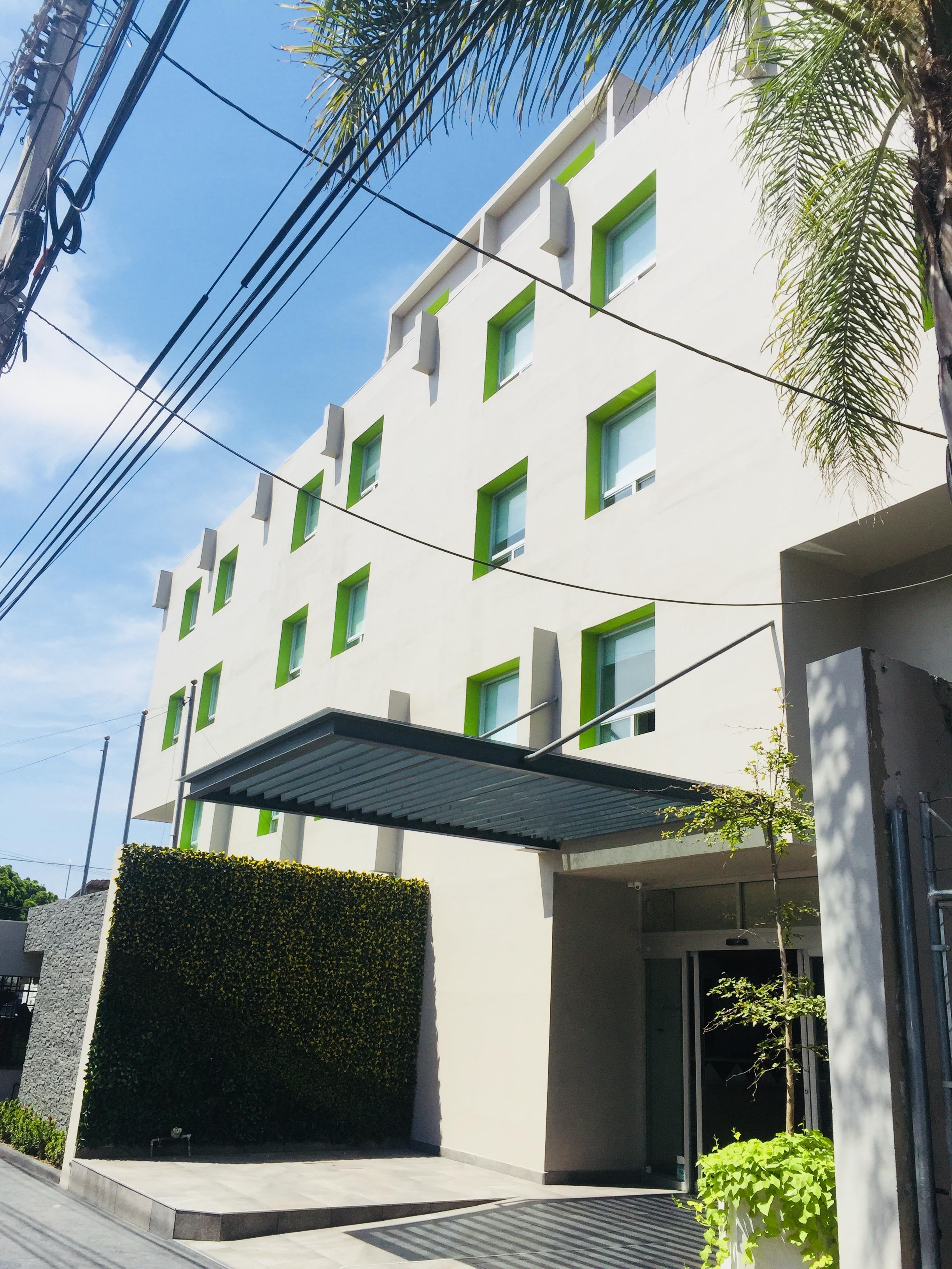 Hotel Arboledas Expo กัวดาลาฮารา ภายนอก รูปภาพ