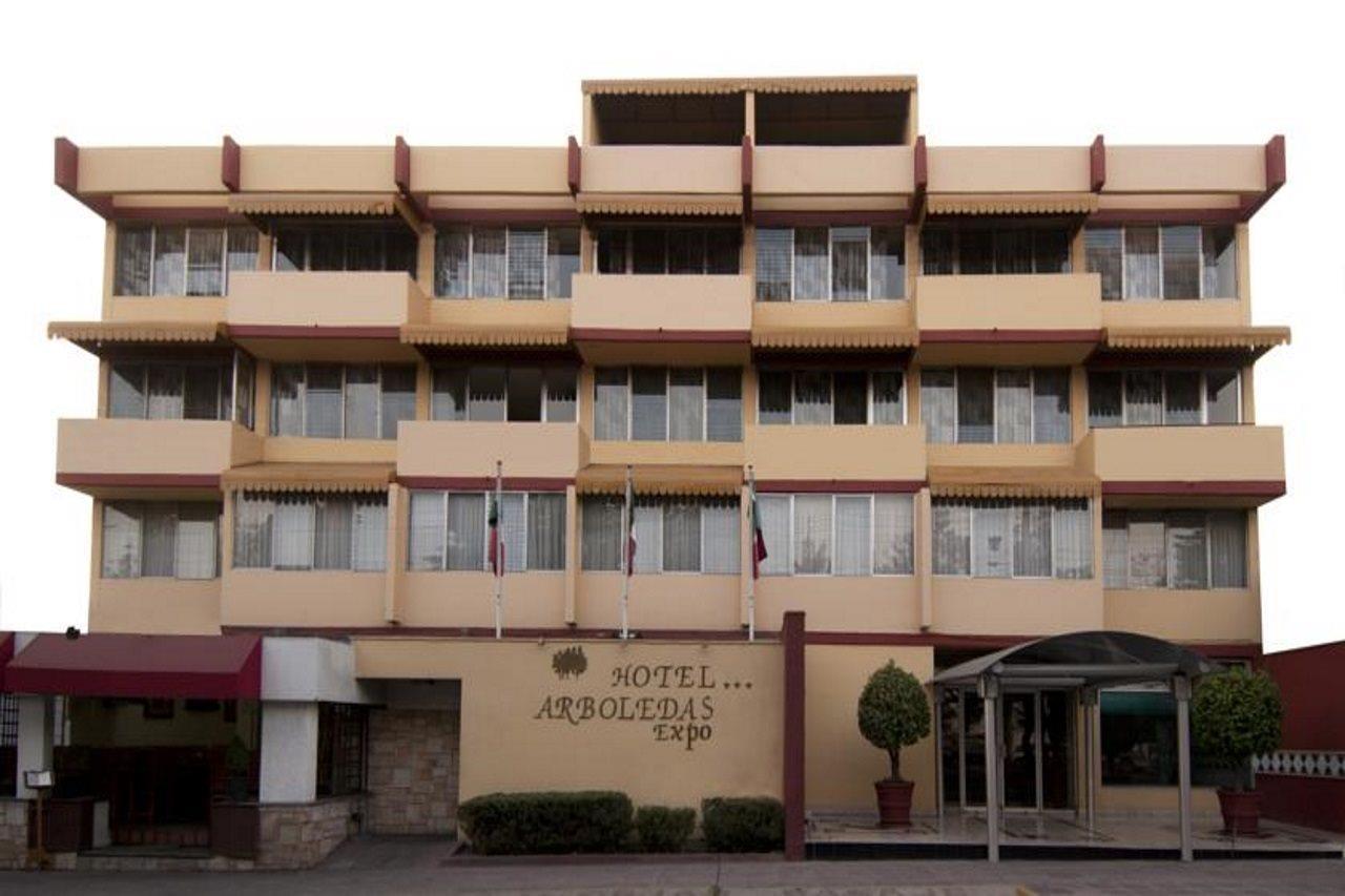 Hotel Arboledas Expo กัวดาลาฮารา ภายนอก รูปภาพ